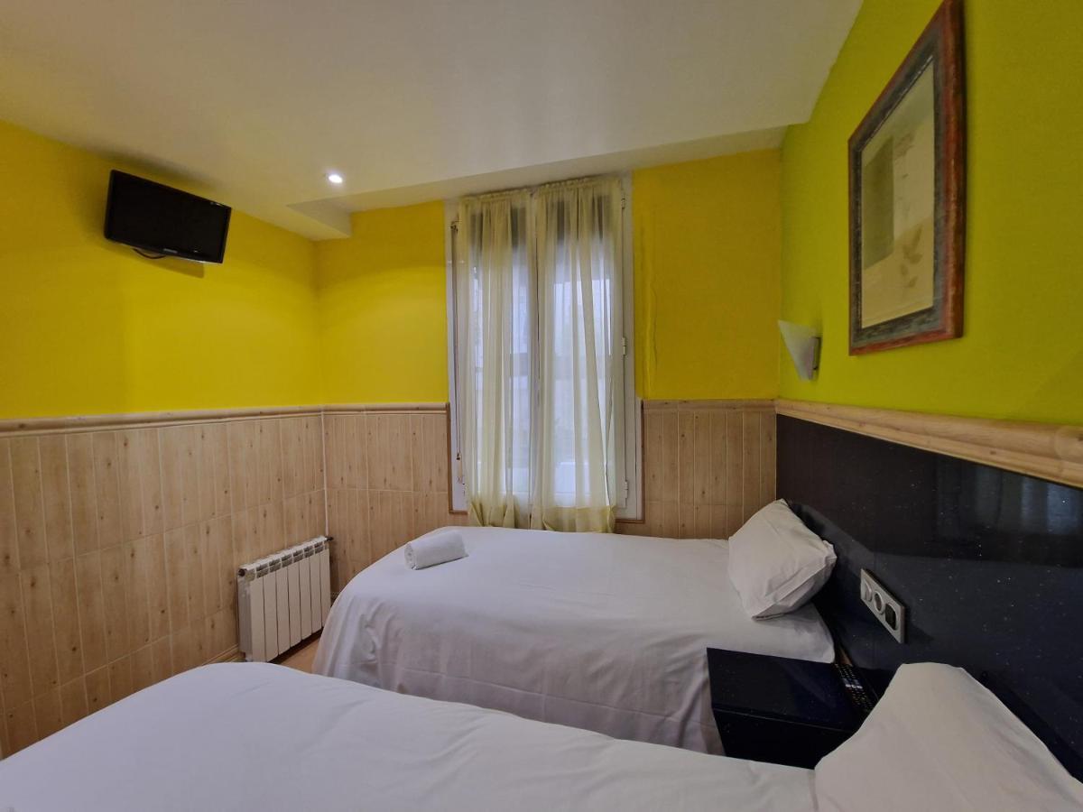 Pension Izar Bat Guesthouse San Sebastian Luaran gambar