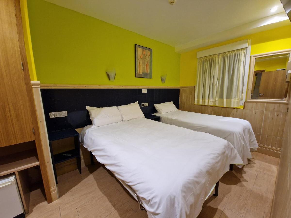 Pension Izar Bat Guesthouse San Sebastian Luaran gambar