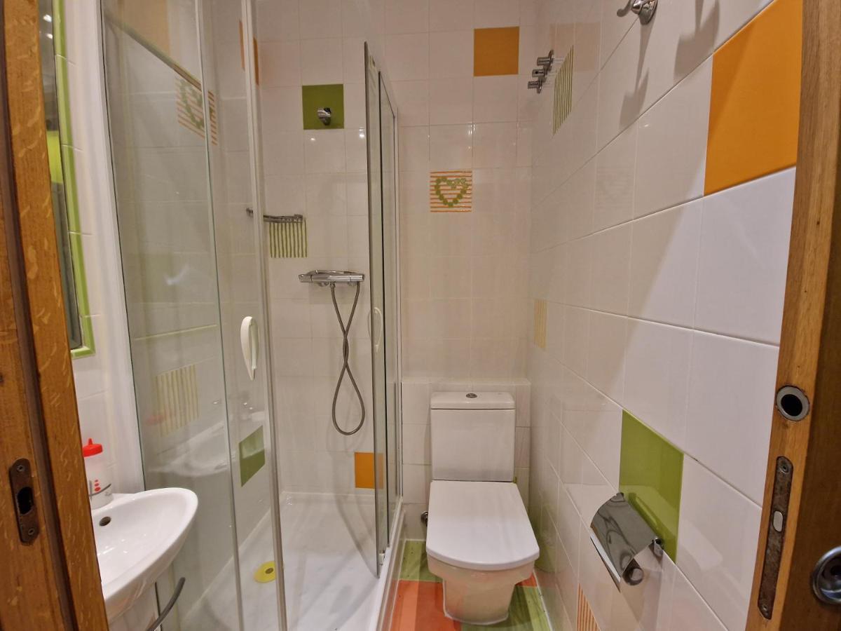Pension Izar Bat Guesthouse San Sebastian Luaran gambar
