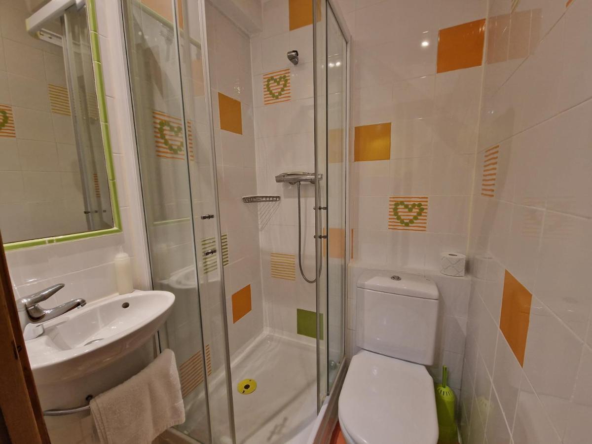 Pension Izar Bat Guesthouse San Sebastian Luaran gambar